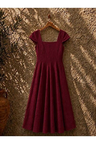 KÜÇÜĞÜM BUTİK Burgundy Pleated Square-Neck Multi-Piece Flared Dress
