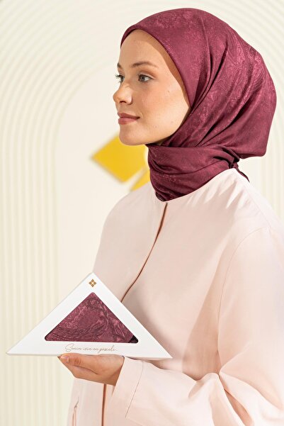JAWEL Patterned Soft Scarf Akleia