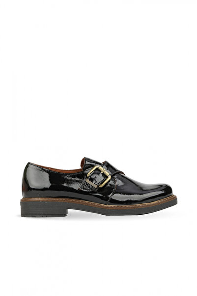 BUENO Black Crinkled Patent Leather Women's Flat Shoes