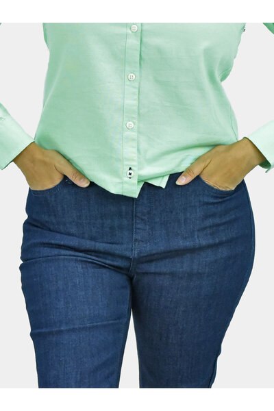 Giordano Women Slim Tapered Jeans