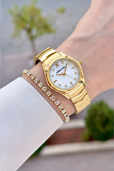 Daniel Klein Gold Color 30 mm the Same as Picture Women's Wristwatch