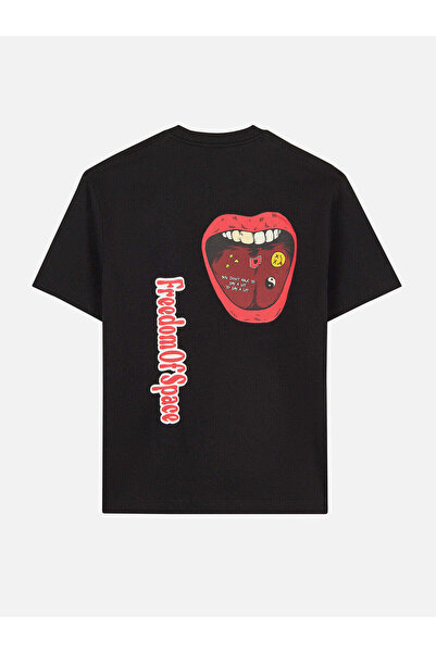Freedom of Space Lips T-Shirt Siyah - HypeStep