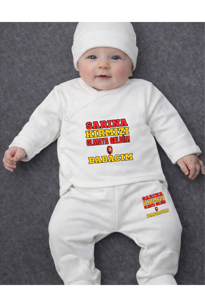 lupi Sarına I'M Here to Become Red Written Baby Set