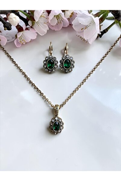FAYRA ACCESSORIES Crystal Stone Oval Necklace and Earring Set