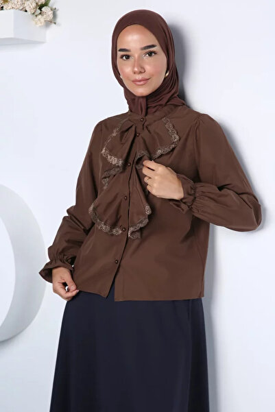 TOZLU Ruffle Collar Lace Embroidered Hijab Shirt