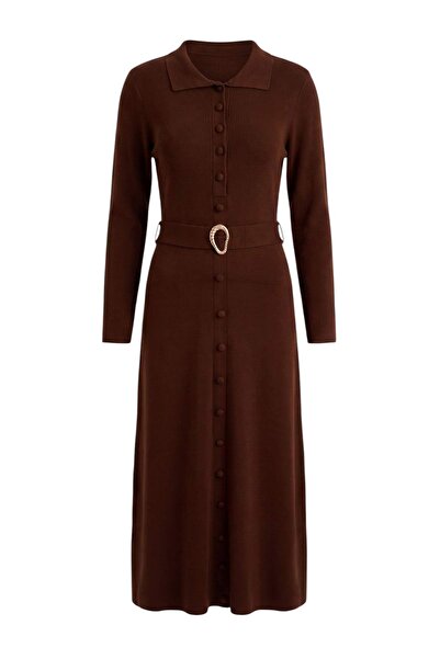 Trendyol Modest Καφέ ίσιο πλεκτό φόρεμα χιτζάμπ TCTAW27EB00012