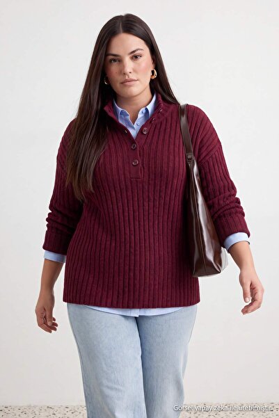Trendyol Curve Burgundy Soft Textured Ribbed Buttoned Knitwear Sweater Tbbaw2...