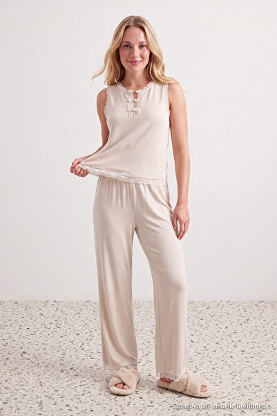 Trendyol Collection Ecru Lace Detailed Viscose Woven Pajama Set Thmaw27Pt00120