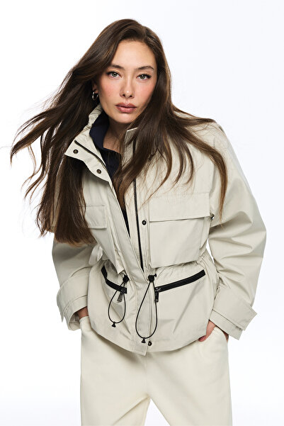 Lufian Quinn Women's Outerwear Stone