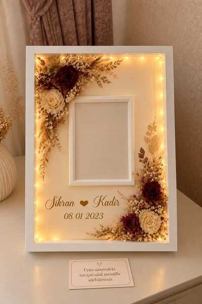 Verda Çerçeve 30x40 Cm Ledli ve İsimli Fotoğraf Bölümlü Tasarım Gül Kutusu An...