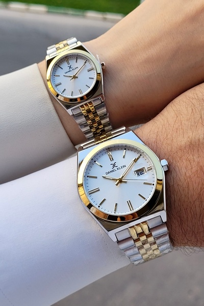 Daniel Klein Gold Metallic Color Lover Couple Wristwatch