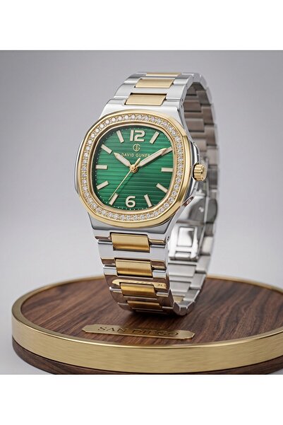 DAVID GUNER San Diego 35mm Women's Watch Green Dial Rhinestone Bezel Double C...