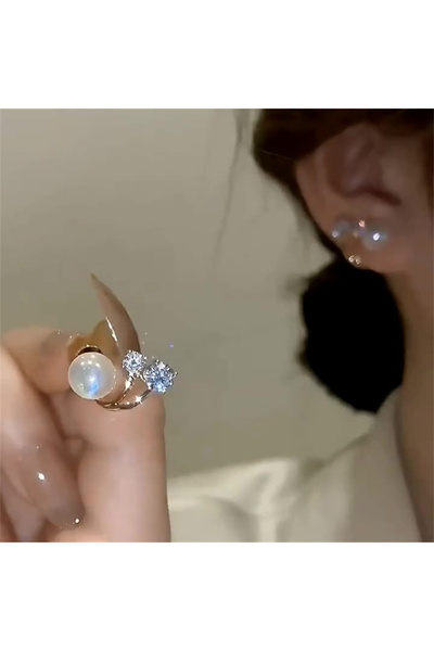 Choice NJ-652 Korean Earing Pearl Claw Ear Hook Clip Earrings for Women Gold ...