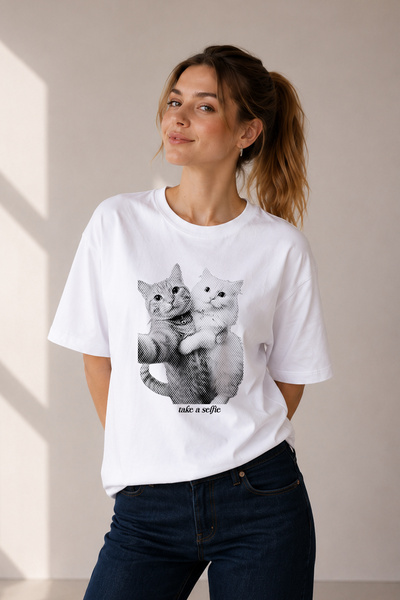 FANA Valentine's Day Special Y2K Vintage Halftone Cat Printed Oversize T-Shir...