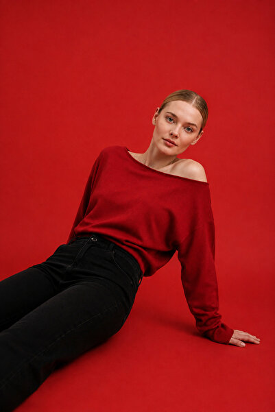 Gülce moda Kadın İnce Merserize Asimetrik Kesim Kayık Yaka Triko Kazak