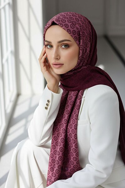 Vissona KREP MONOGRAM DESENLİ PUDRA RENKLİ 75X195 KIRIŞMAZ ŞAL