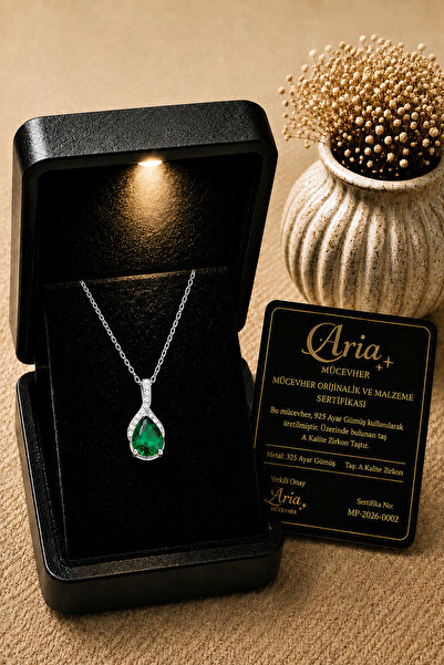 eva'sjewellery diamond Damla Zümrüt Kolye Zirkon Taşlı, 18 Ayar Altın Kaplama...