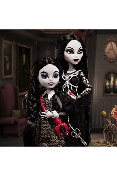 Bratz Addams family oyuncak bebek