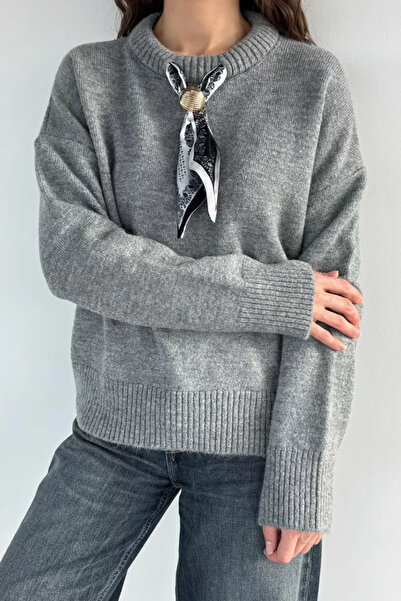TOZLU Gülseli Women's Crew Neck Knitwear Sweater with Scarf Accessory
