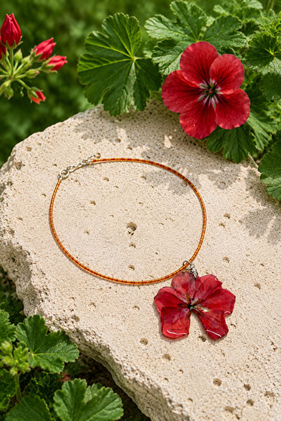 OEM Geranium Pendant Necklace 01110