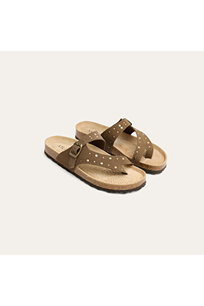 Mudo Women's Brown Studded Flip-Flops
