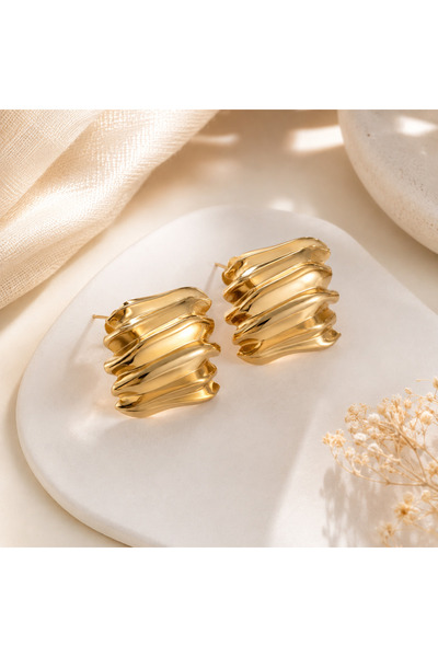 Archhazel Jewelery Gold Wavy Design Steel Earrings