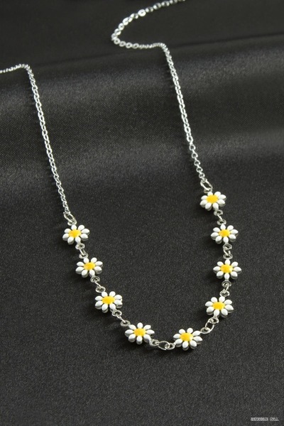 ZERO LAND Zngzrmll Daisy Enamel Necklace (20202) Silver Color