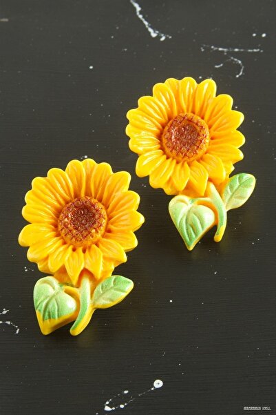 ZERO LAND Zngzrmll Daisy Plastic (22618) Earrings Yellow