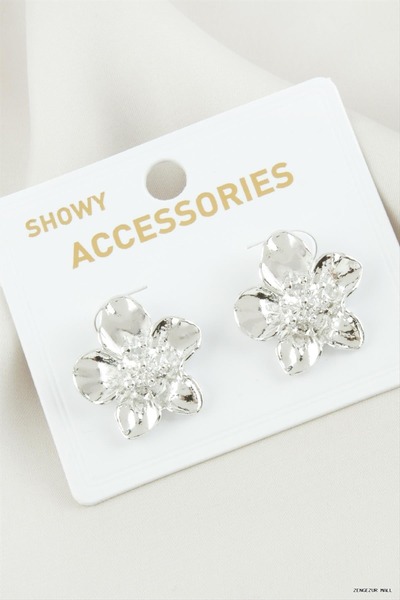 ZERO LAND Zngzrmll Flower Metal Earrings (20435) Silver Color
