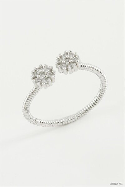 ZERO LAND Zngzrmll Flower Zircon Cubic Zirconia Ring (55407) Silver Color