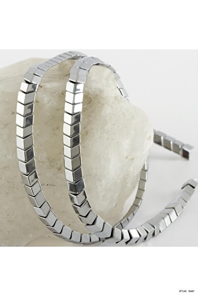 ZERO LAND Ilkestor 4 mm Sergeant Hematite Stone (65838) Silver Color