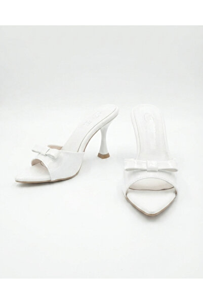 Enes Ayakkabıcılık Women's patent leather bow detail pointed toe stiletto hee...