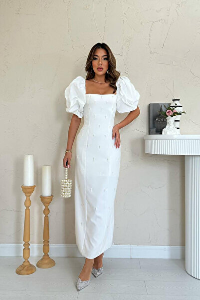 SEREMONİ BUTİK Woman's white embroidered dress with sleeve garnish