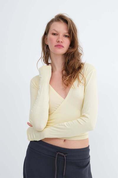 Addax Tie-Back Long Sleeve Blouse B1892