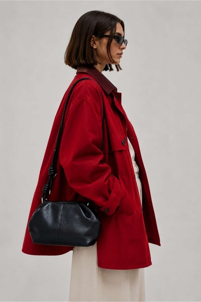 Yuka Atelier Leather Hera Minimal Form Crossbody Mini Bag