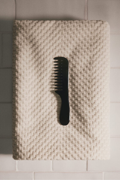 H&M Dokulu Banyo Havlusu