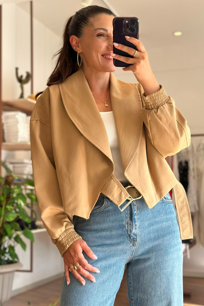Unique Boutique Beige Belted Detailed Crop Trench Coat