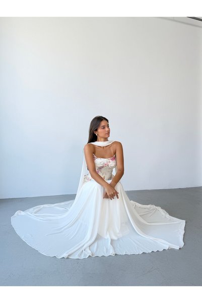 Serica Moda White Strapless Embroidered Bustier Detailed Long Evening Dress