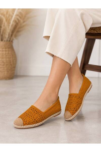 PAPUCUMUN DÜNYASI Women's Wicked Looking Perforated Summer Flats