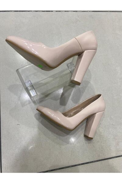 Aysun Ayakkabı Powder-Colored Outer Material Patent Leather Thick-Heeled Wome...