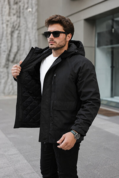 Montivo Men's Black Hooded Waterproof Casual Outdoor Jacket with Zipper Pockets