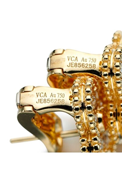 neslyaccessories Brand Earrings