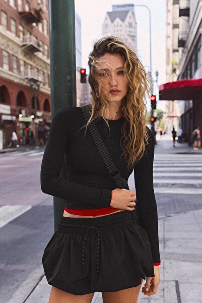 Bershka Elastik belli teknik mini şort etek