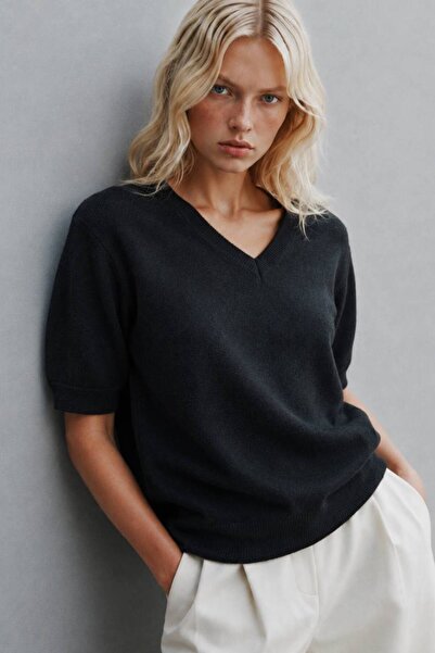 vuvutasarım Women's V-Neck Short Sleeve Textured Blouse 52115171