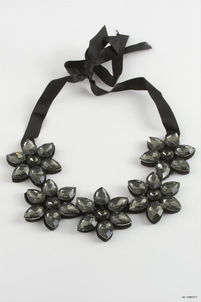 ZERO LAND CONCEPTA Flower-Studded Collar (165034) Necklace, Anthracite