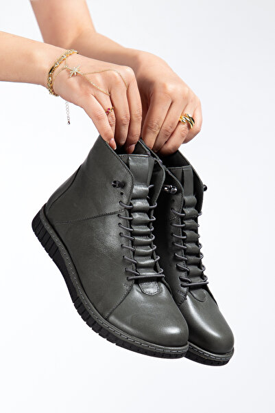 Elile Shoes Ankle Boots - Gray - Casual