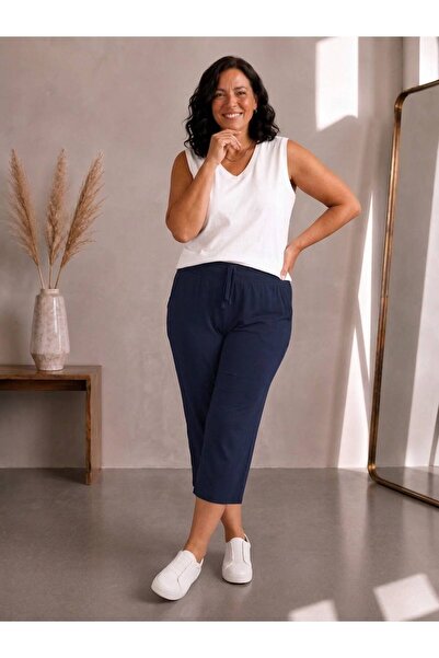 Vinola Plus Size Shorts & Bermuda - Dark blue - Elastic
