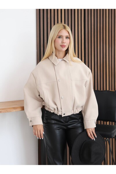 VESS MODA Jachetă bomber căptușită, cu talie elastică și închidere cu capse.