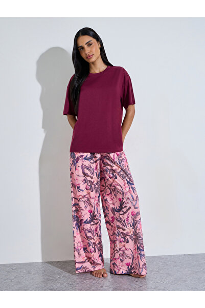 Styli Multi-Color Solid T-Shirt and Wide Leg Printed Pants Pyjama Set