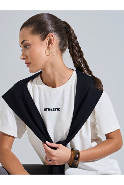 Styli Off White Slogan Print Regular Fit T-Shirt